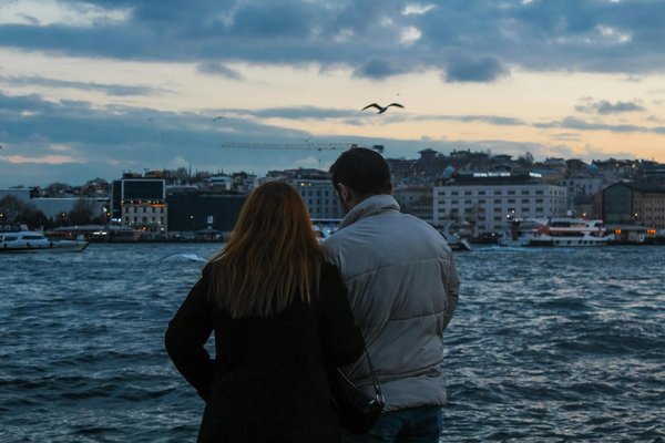 Quelles croisières offrent des séminaires sur l'astronomie marine avec des astrophysiciens?